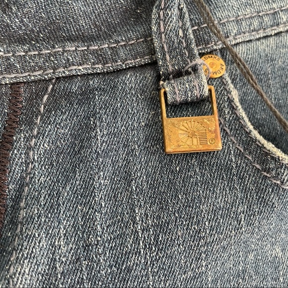 NWT Ankle Jeans with Embroidery and Graffiti Decorations Medium Wash by AKDMKS - Picture 4 of 9